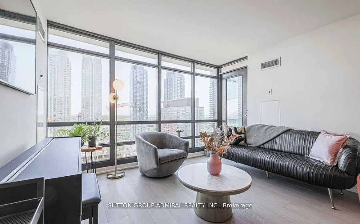 3 bed, $4,000 — Photo 2