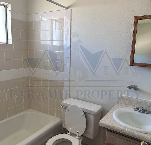 702 Downey St #2 — Photo 7