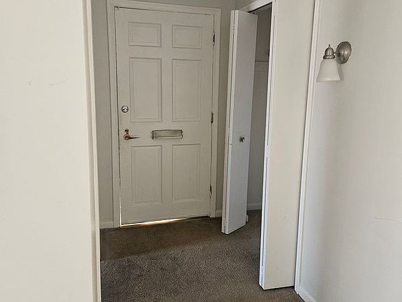 4th image of 19646 Fleetwood Dr #12