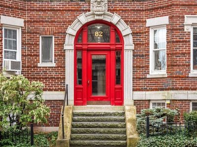 82 Browne St #1, Brookline, MA, 02446