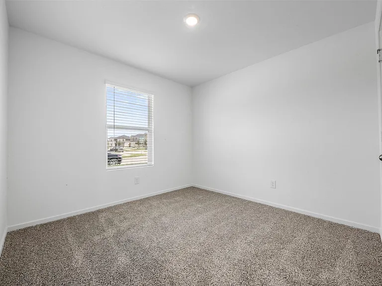 3013 Alder Flower Dr — Photo 9