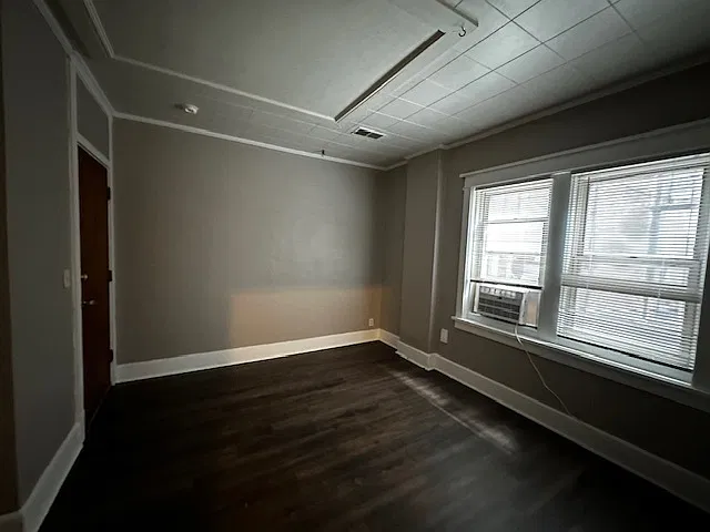 1 bed, 700 sqft, $995 — Photo 3