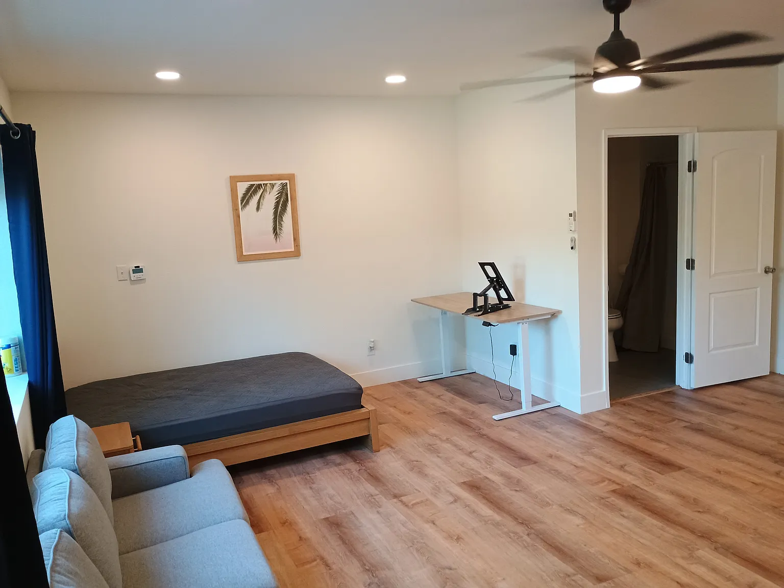 1 bed, 500 sqft, $1,750 — Photo 3