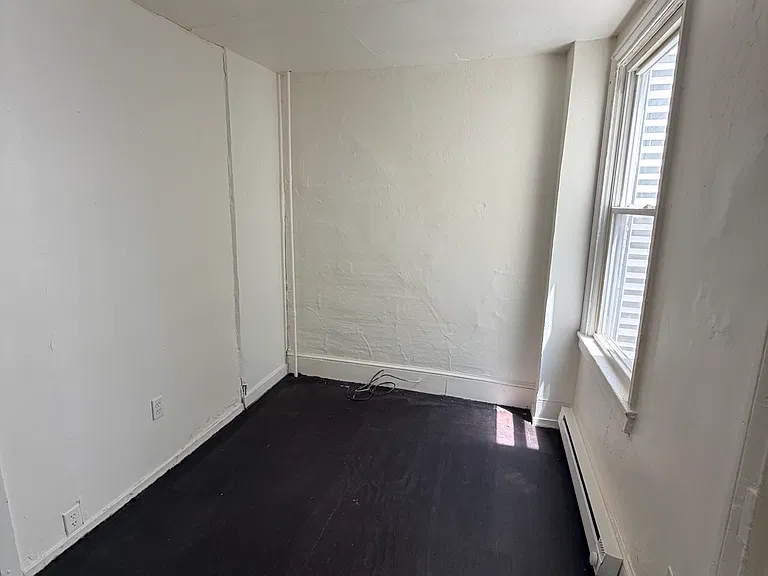 695 Pearl St #1 — Photo 6