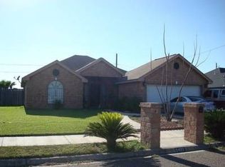 2422 Wimbledon Dr, Weslaco, TX 78596