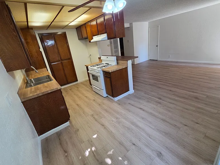 3680 Howard Ave #98 — Photo 33