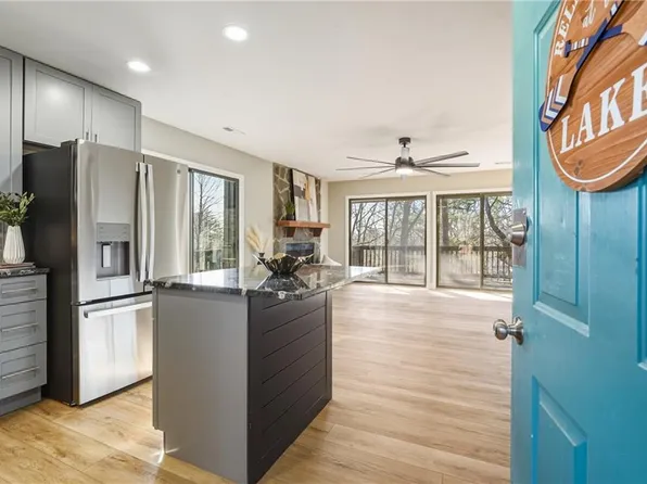 1303 Fairway Oaks, Waleska, GA 30183