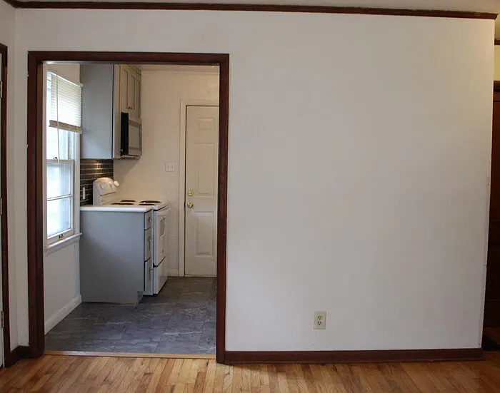 2 bed, 1.0 bath, $1,000 — Photo 2