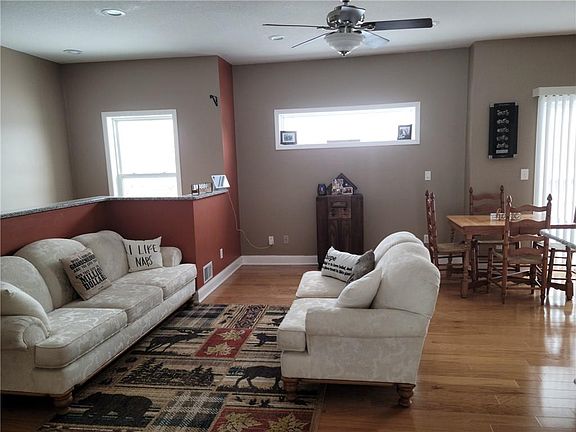 4th image of 1307-1307 146th Ave