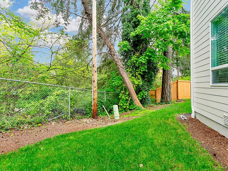 10412 87th Avenue Ct SW — Photo 9