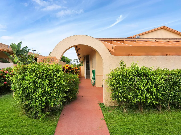 13759 Date Palm Ct #A — Photo 24