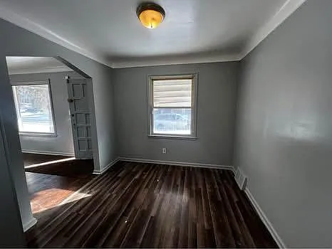 19503 Hickory St — Photo 3