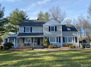 35 Derby Ln, Colonia, NJ 07067