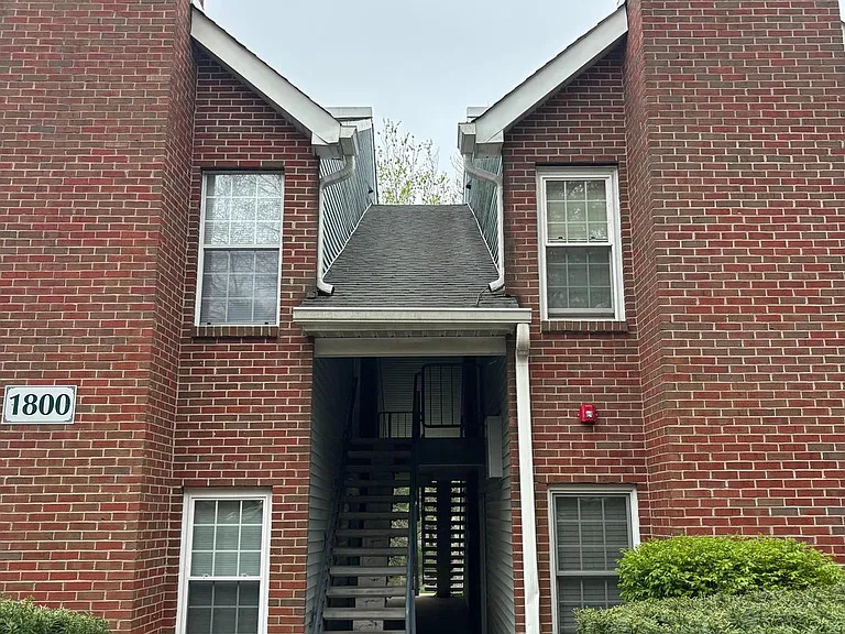 1807 Diamond Dr — Photo 1