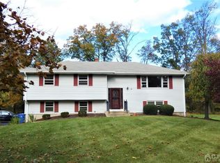 9 Grouse Rd, Hillsborough, NJ 08844
