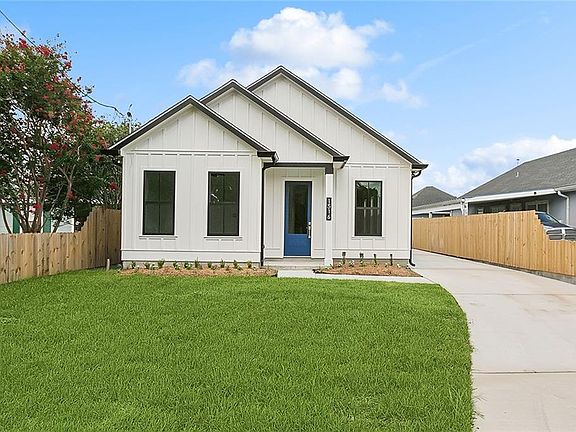 2nd image of 1516 Avenue A