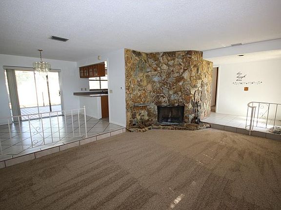 4th image of 708 Richards Ave