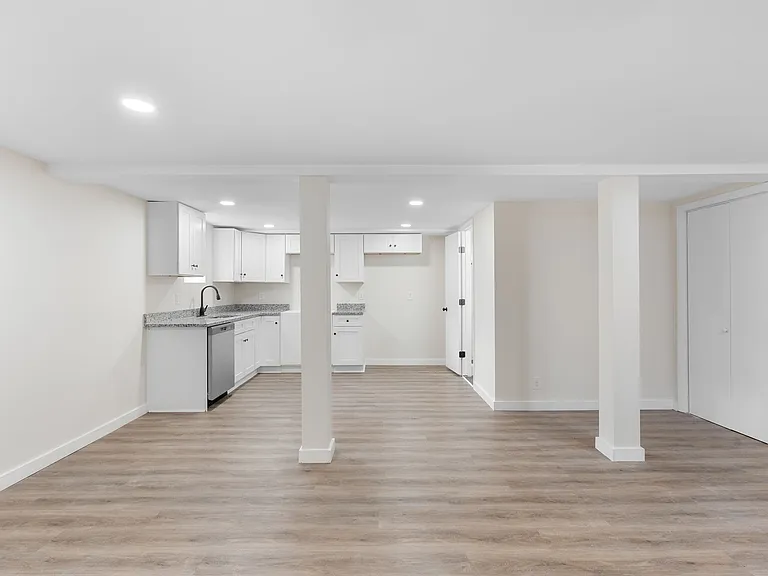 1036 Seymour Ave #A — Photo 24