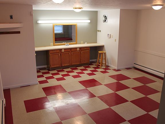 3rd image of 243 E Erie Ave