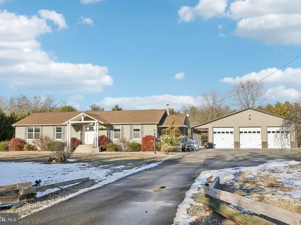 364 Almond Rd, Pittsgrove, NJ 08318