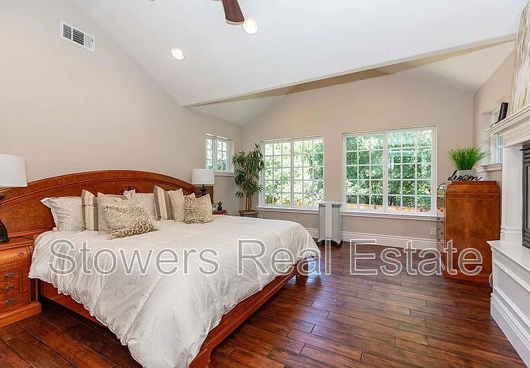 705 Moraga Rd — Photo 14