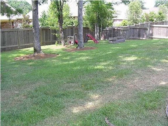 2nd image of 112 Bear Creek Cir