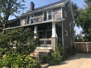 2378 Queenston Rd, Cleveland Heights, OH 44118