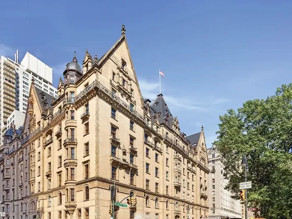 1 W 72nd St APT 33, New York, NY 10023