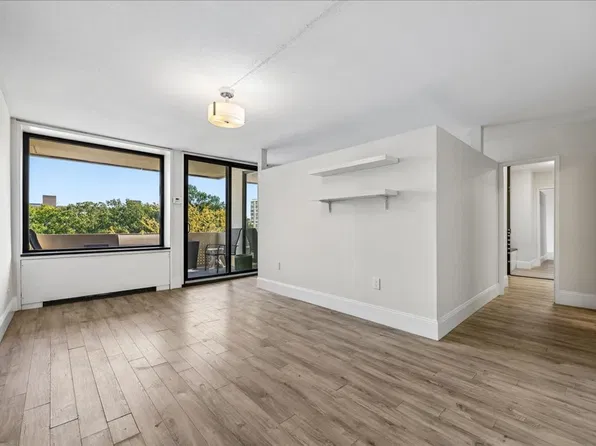 430 M St SW #502, Washington, DC 20024