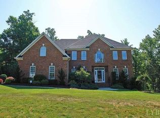 105 Waterton Dr, Lynchburg, VA