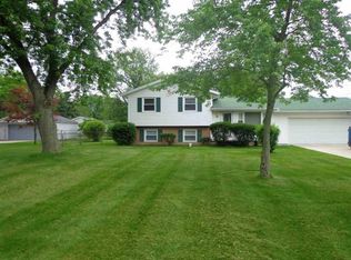 12396 Colby Dr, Mishawaka, IN