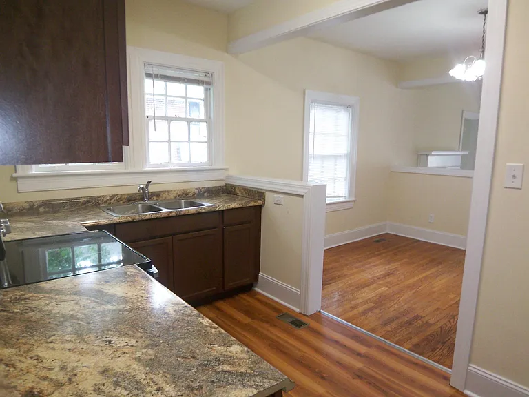 103 Rotary Ave — Photo 16