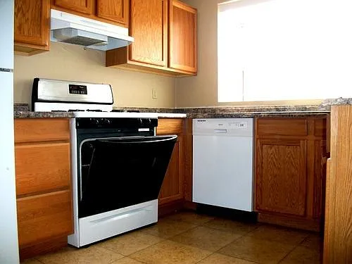 2188 Bluehaven Ct — Photo 3