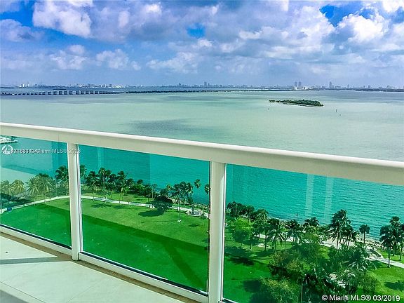 3rd image of 1800 N Bayshore Dr APT 1807