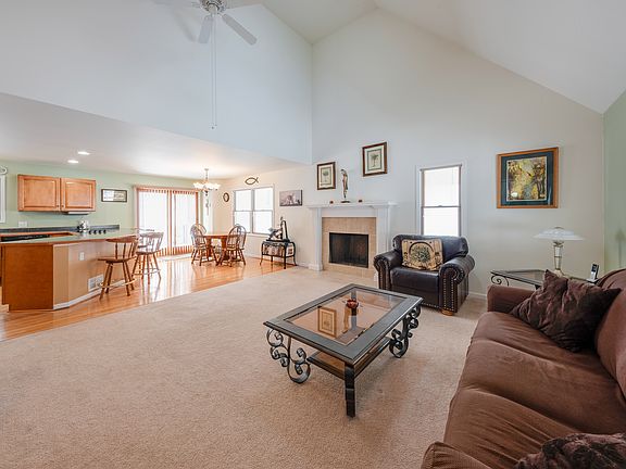 5th image of 9705 Golf Port Dr