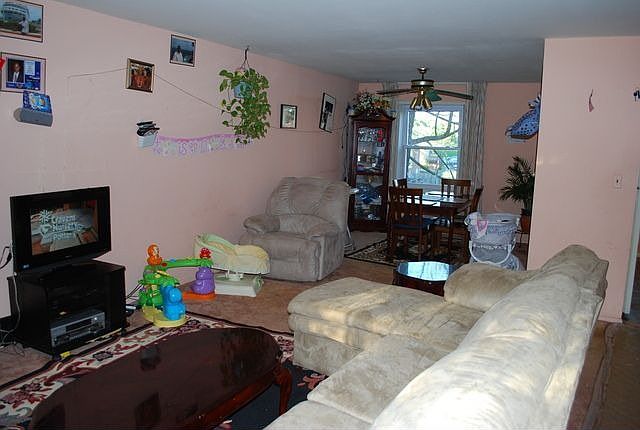 2nd image of 76 Old Enterprise Rd