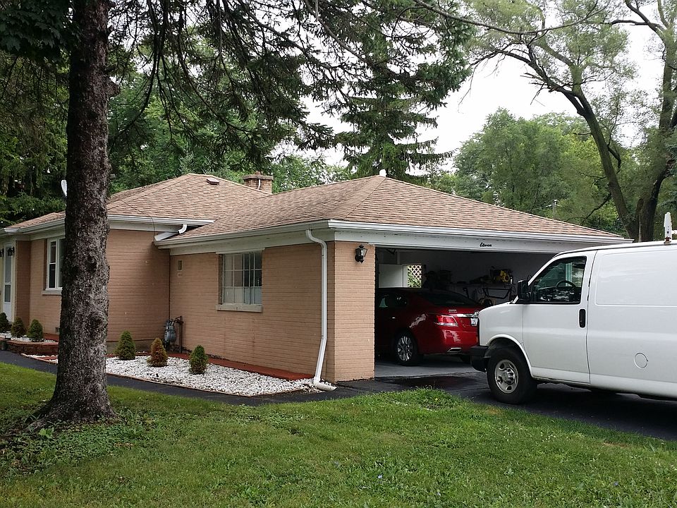 2nd image of 11 E Camp McDonald Rd