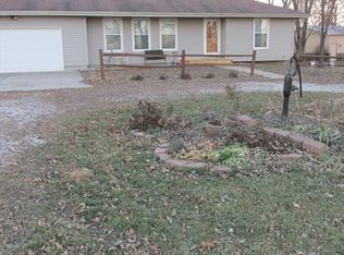 12315 Vines Rd, Kearney, MO 64060