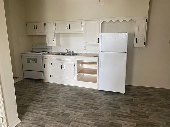 5th image of 223 Main St #5