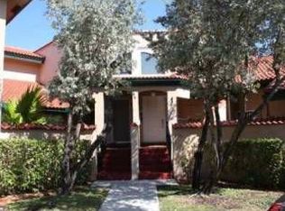 8923 Sunrise Blvw, Plantation, FL 33322