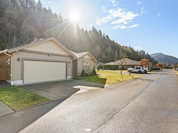 4th image of 46000 Thomas Rd #86