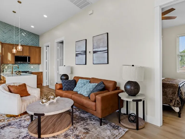 1115 S Montezuma Ave #A — Photo 5