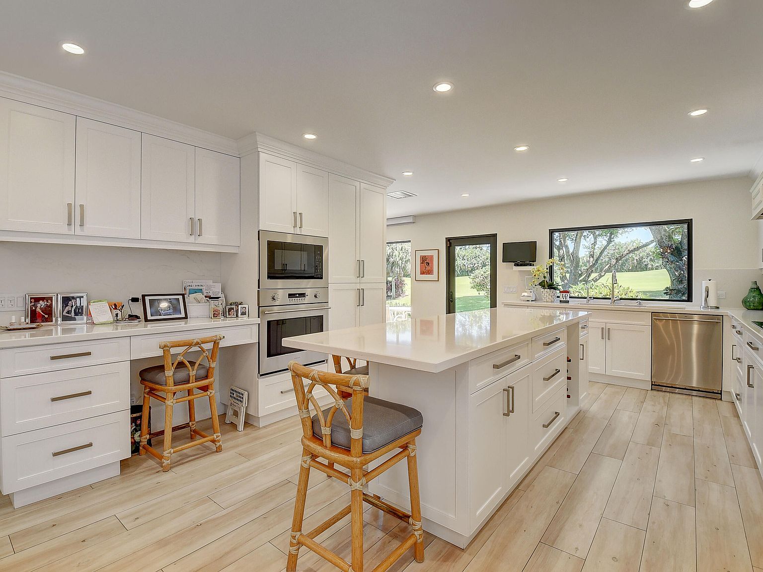 20020 Sawgrass Ln APT 4904