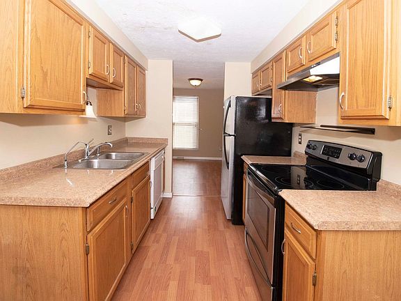 4th image of 6536 Amber Ct