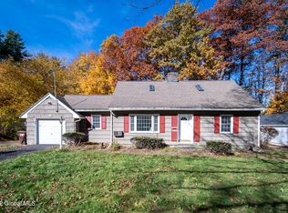 20 Bullock Rd, Slingerlands, NY 12159