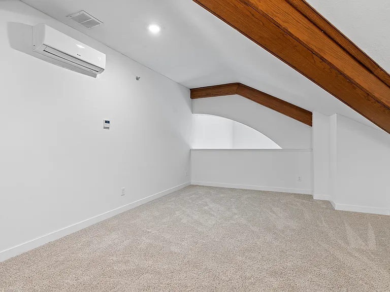 Mission Lofts — Photo 113