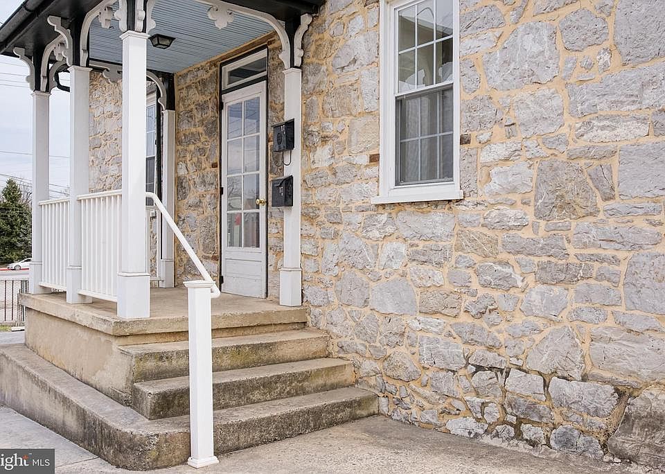 17 N Artizan St, Williamsport, MD 21795 Zillow