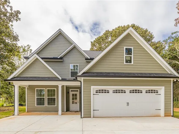 3705 Turkwood Dr, Oakwood, GA 30566