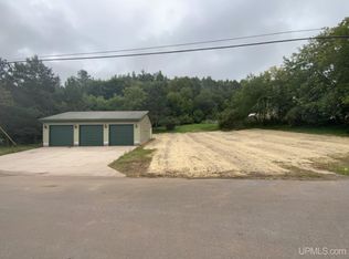 104 Ready St, Ishpeming, MI 49849