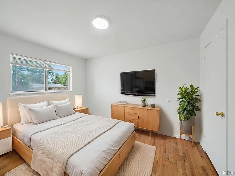 2414 Sonoma Dr — Photo 5
